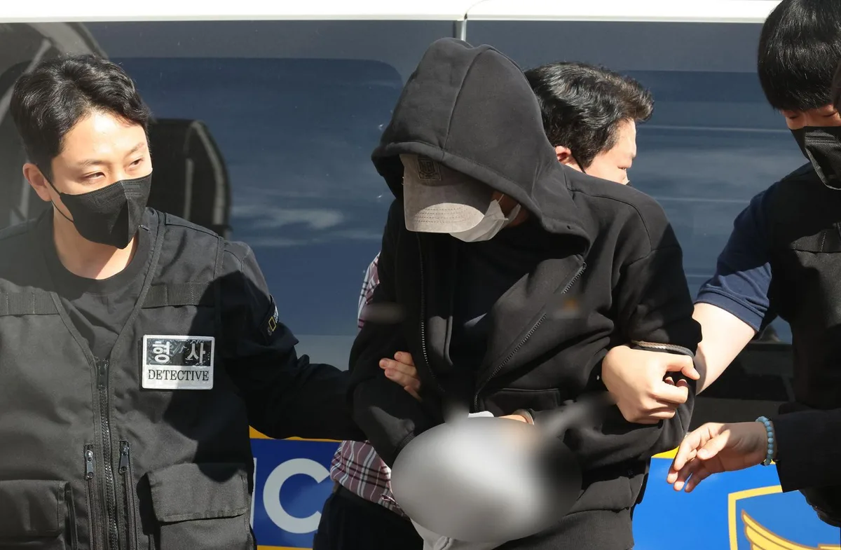 나주 60대 부부 살해 50대 영장심사 출석…“왜 죽였나” 질문에 침묵