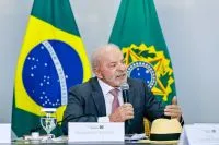 Análise: Com pacote a MEIs, Flávio vê “desespero” e Lula mira classe C