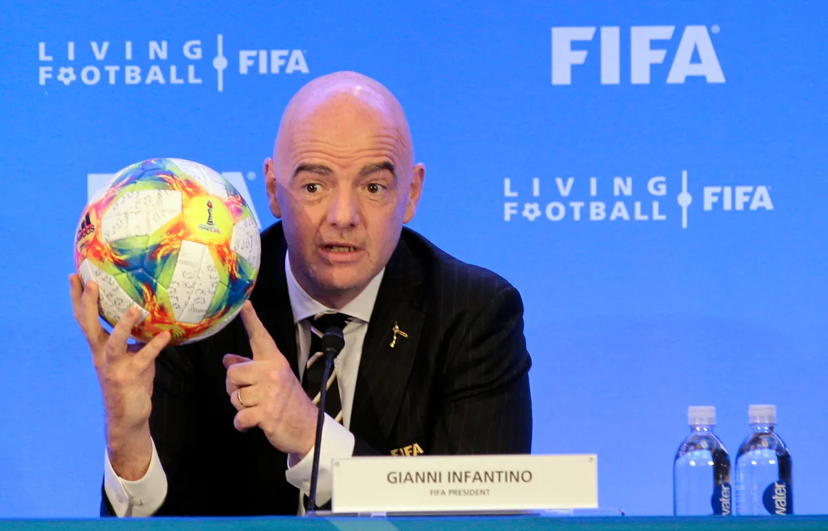 La FIFA despide a su director de operaciones tras calificar el plan de Infantino como "el proyecto de una sola persona"
