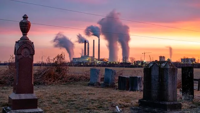 Klimaschutz: USA heben Emissionsgrenzen für fossile Kraftwerke auf