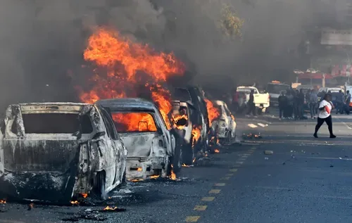 ‘We will find you’: Police on high alert after Durban, Soweto vehicle torchings