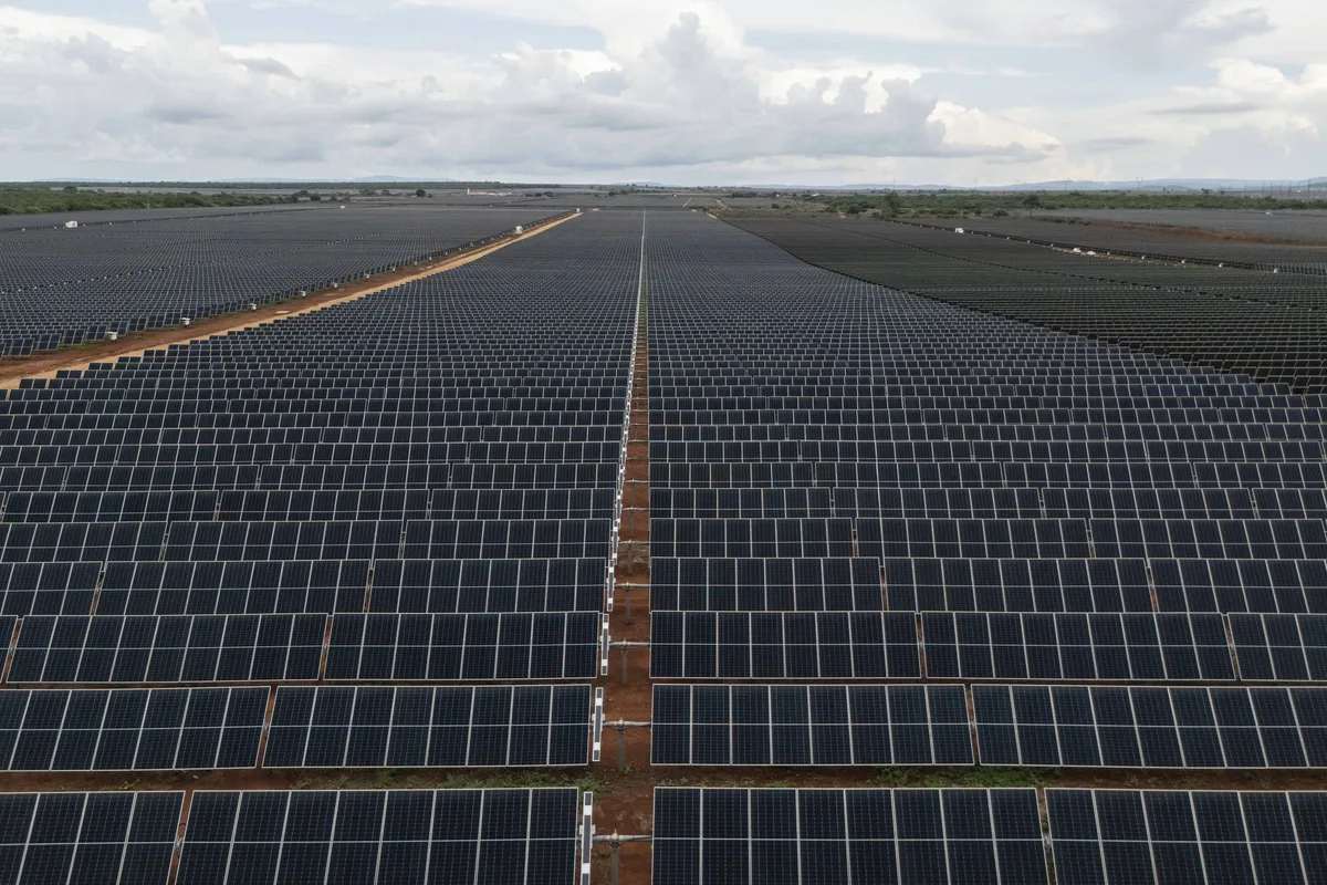 Pressão dos EUA leva bancos de desenvolvimento a abandonar metas de financiamento climático