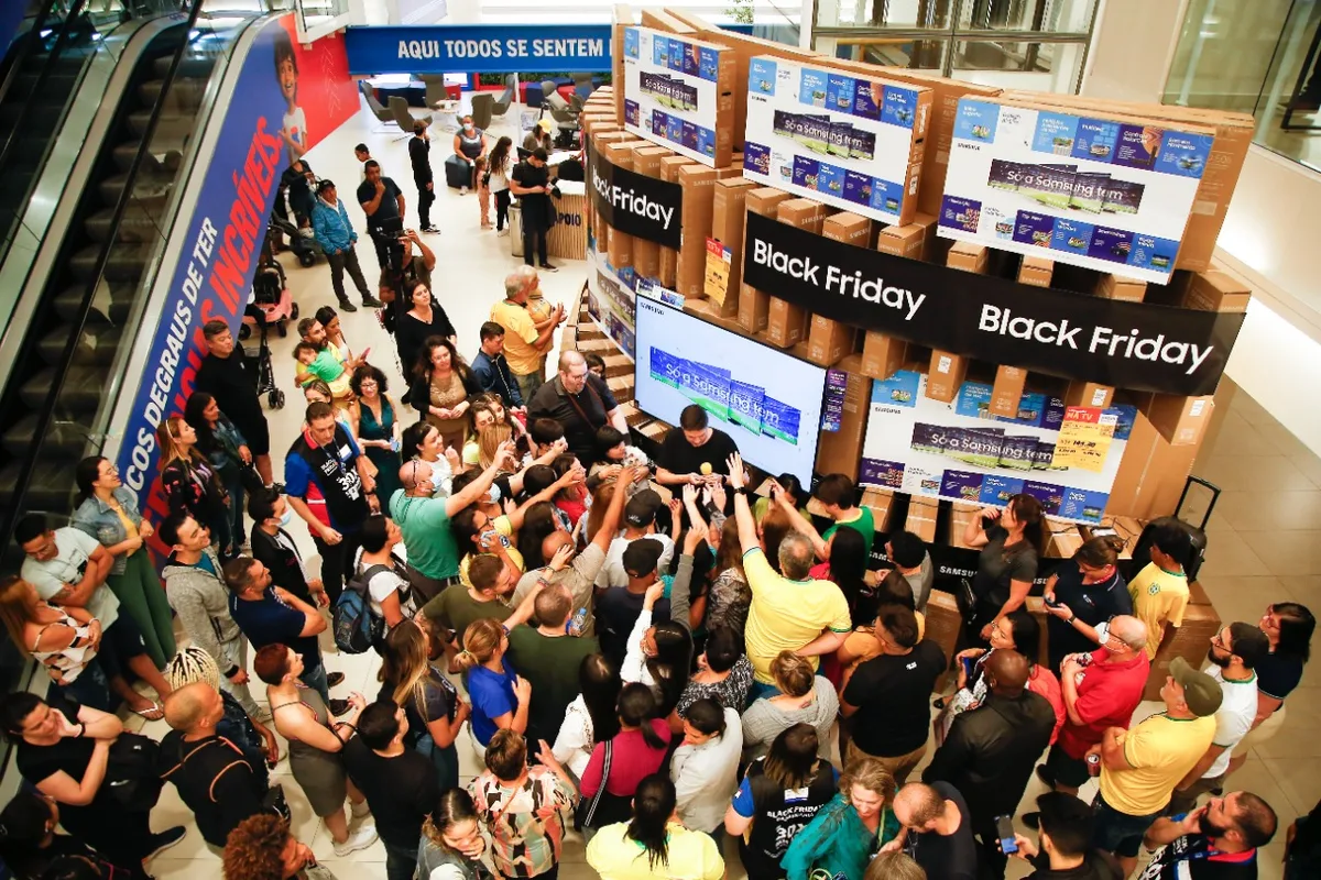 62% dos consumidores pretendem comprar na Black Friday 2026; saiba produtos mais procurados
