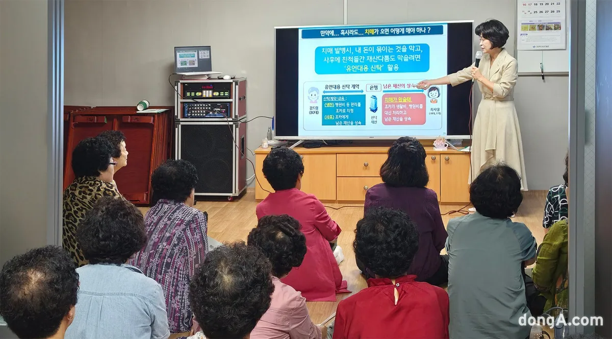 동해 건너 울릉도까지…하나금융그룹, 금융취약 어르신에 포용금융 실천