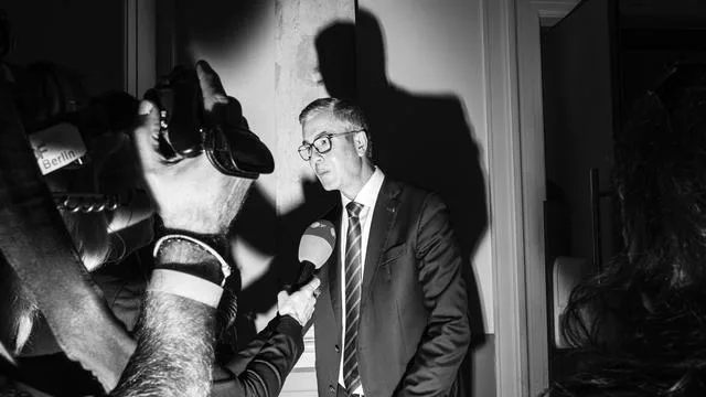 Roger de Weck : »Wo gehört Deutschland hin? Diese Frage geht sehr tief«