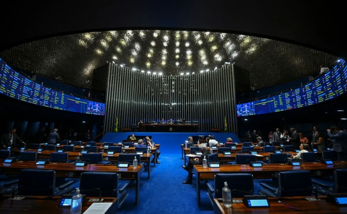 Pesquisa Grupo Ric/IRG mostra como está a disputa pelas duas vagas ao Senado; confira os números