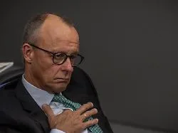Eigentlich sollte es um EU gehen: Merz entdeckt die nächste Lücke - und bekommt Ansage von Miersch