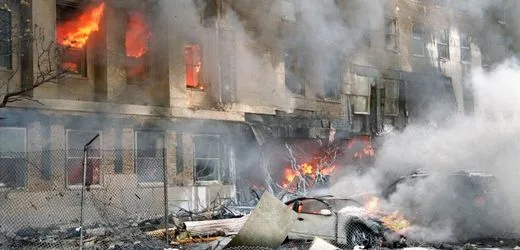 9/11 im historischen Liveticker: In diesen Minuten vor 25 Jahren kapern die Entführer um Mohammed Atta das erste Flugzeug