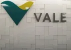 Vale notifica ex-conselheiro por vazamento de dados e ameaça processo
