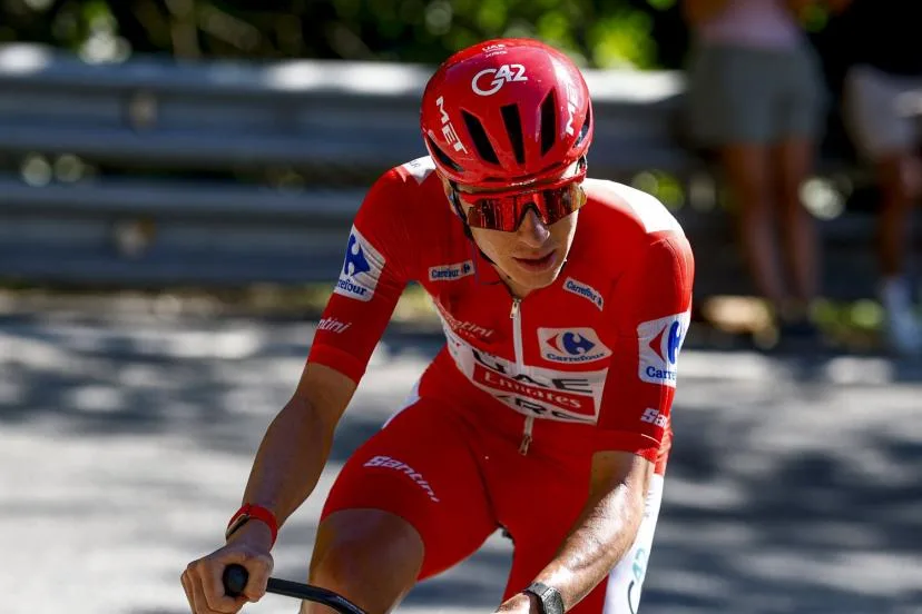 « Je ne voulais pas me retrouver isolé face aux autres coureurs du général » : Tadej Pogacar raconte son raid solitaire sur la 4e étape de la Vuelta
