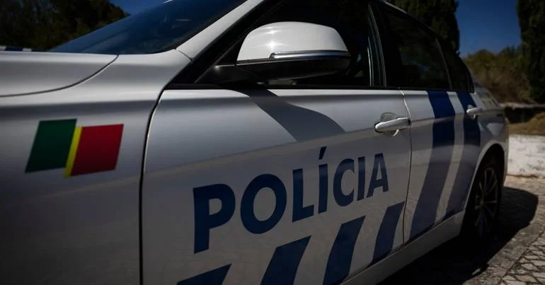 Cliente expulso de discoteca atinge a tiro um segurança