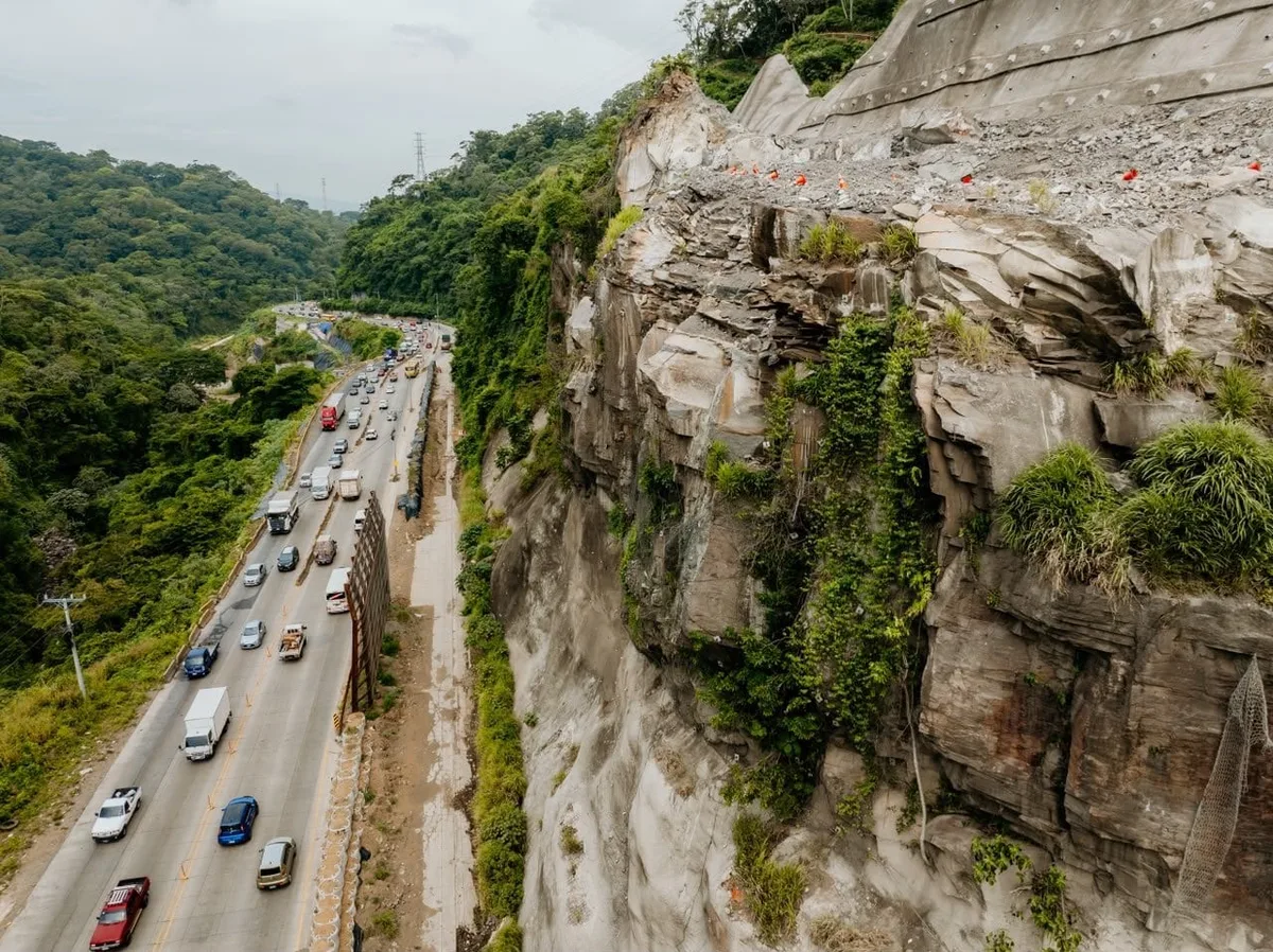 El tramo de Los Chorros, uno de los principales accesos a San Salvador, estará cerrado el fin de semana por explosiones controladas