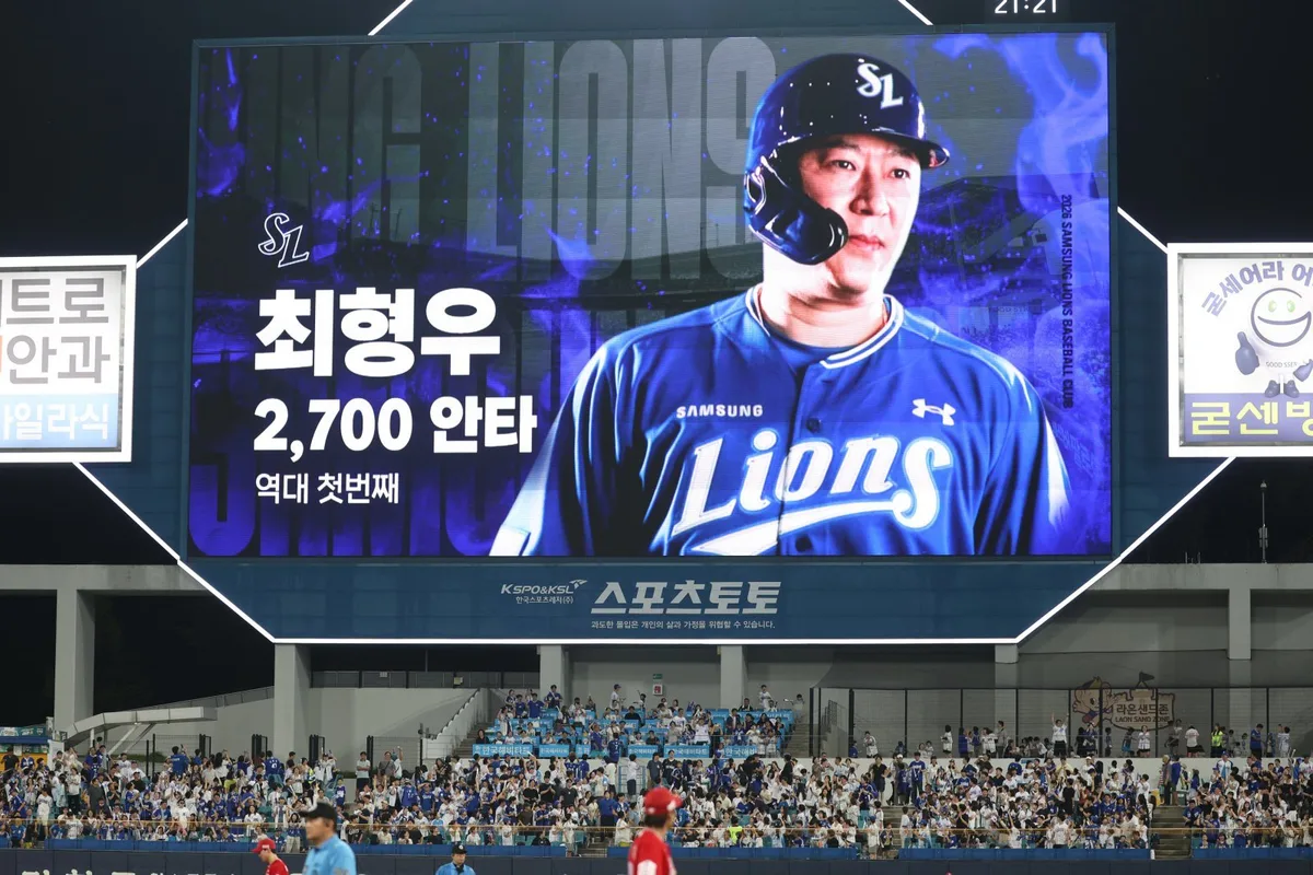 ‘통산 안타왕’ 삼성 최형우, KBO리그 역대 최초 2700안타 금자탑