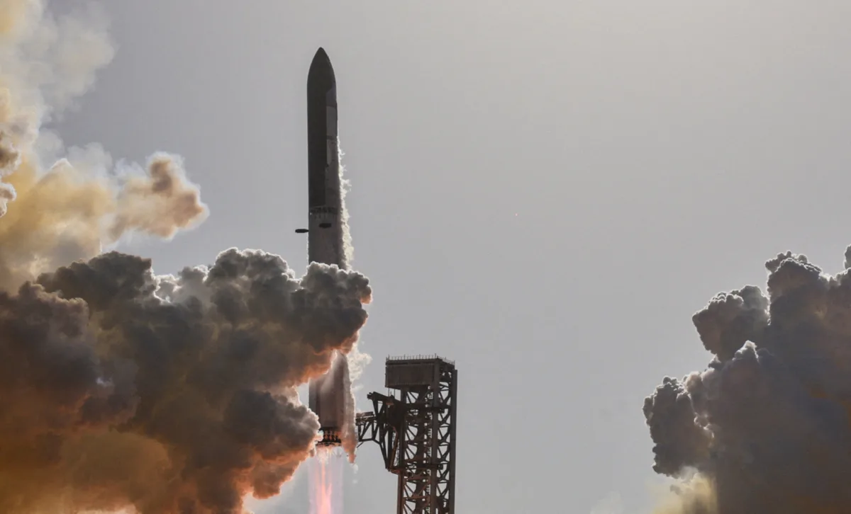 SpaceX completa el primer rescate de una Starship después de un mes en el océano Índico