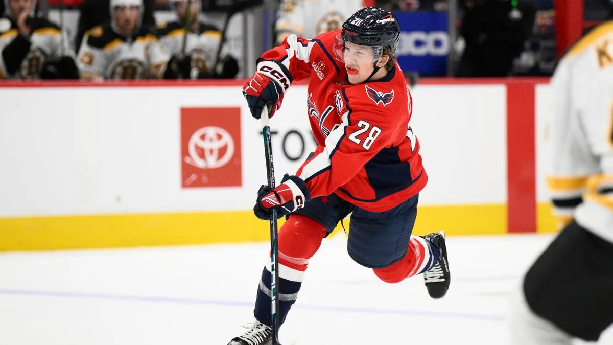 NHL fines Capitals’ Cristall for cross-checking Flyers’ McDonald