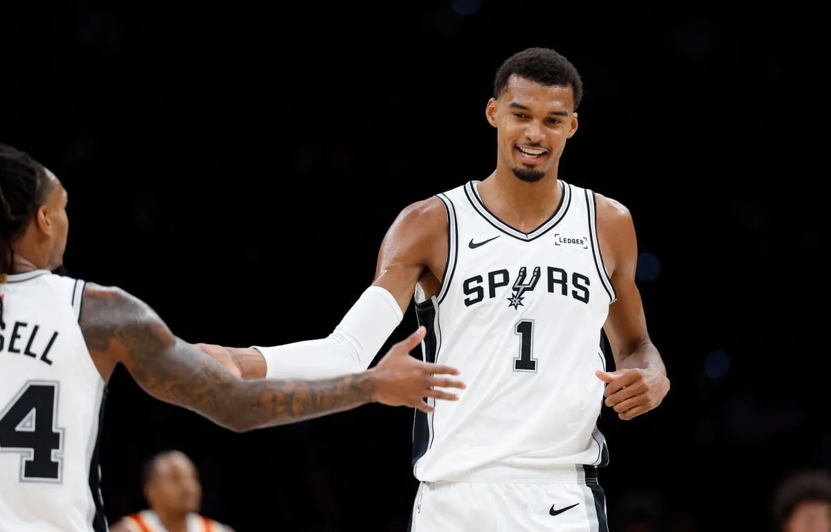 NBA : Victor Wembanyama soutient les lycéens français et dénonce « des inégalités systémiques »