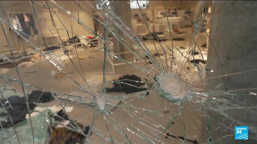17 octobre : au lendemain des violences, le gouvernement sous forte pression