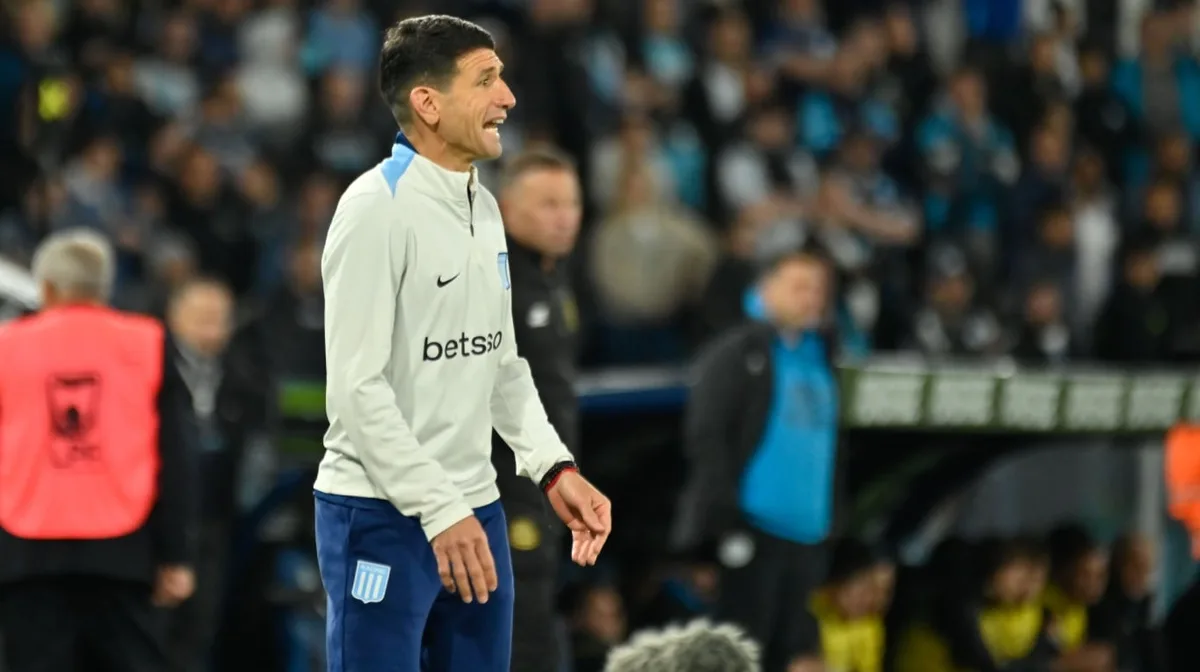 “No dejen de creer”: el mensaje del DT de Racing a los hinchas antes del clásico ante Independiente