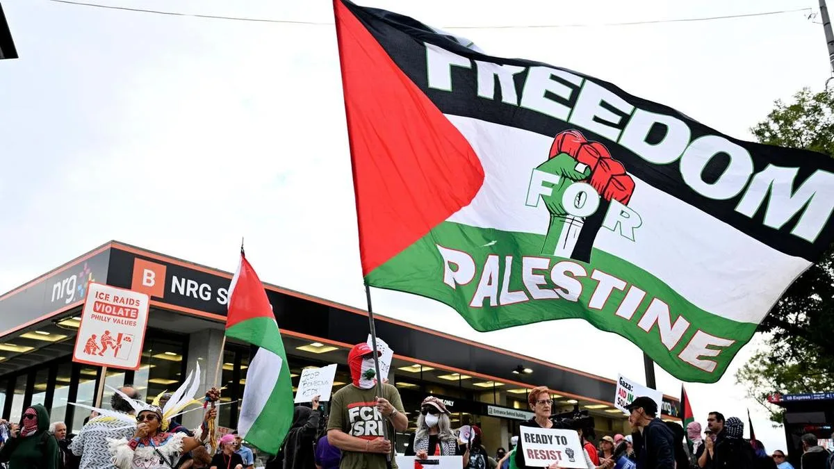 Ed Sheeran to perform amid Palestine controversy