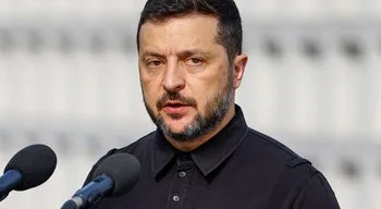 Zelensky demite alta responsável da Presidência após suspeitas de corrupção