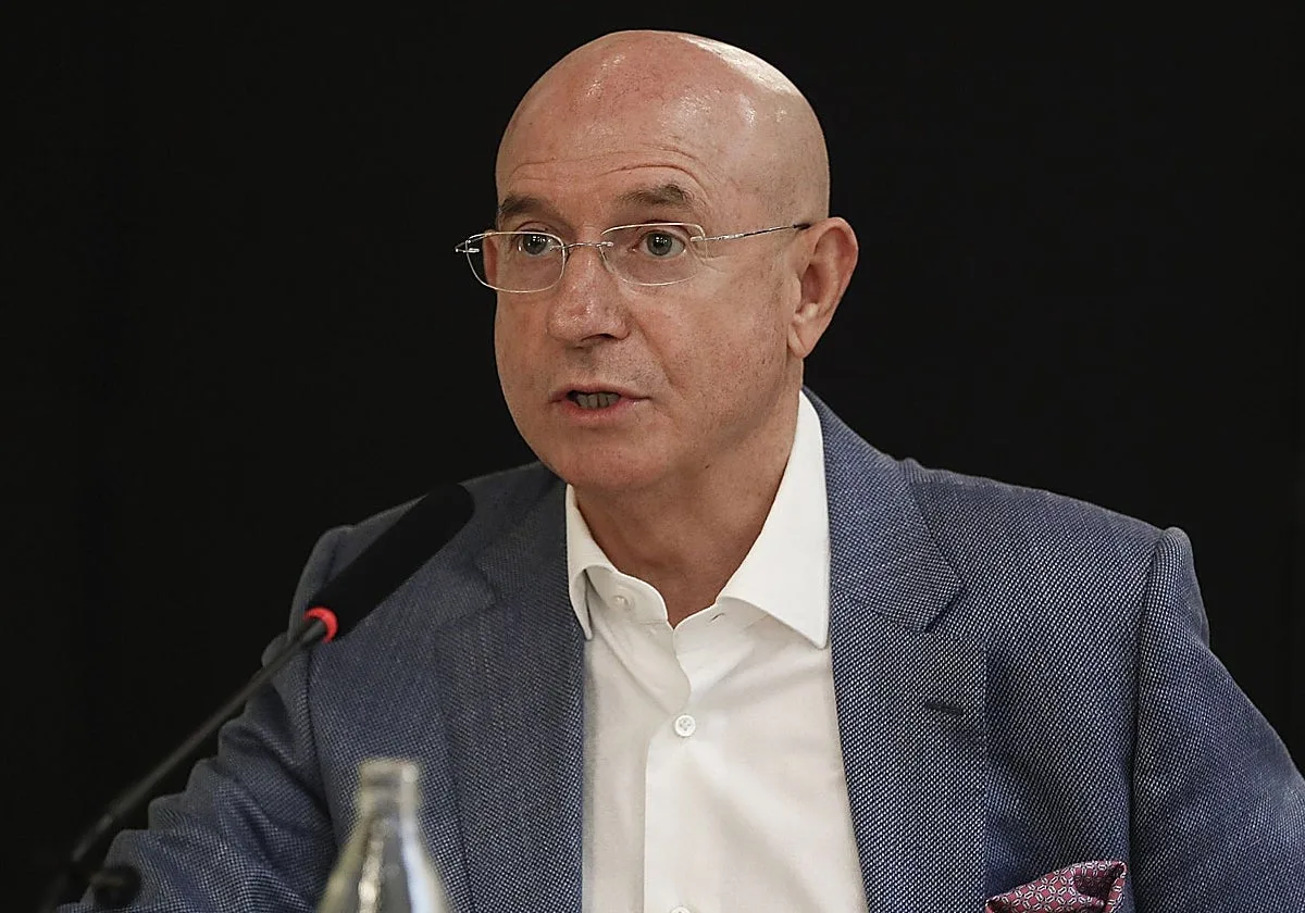 Serra Ferrer: «Esta plantilla es mucho mejor; puedes hacer dos equipos»