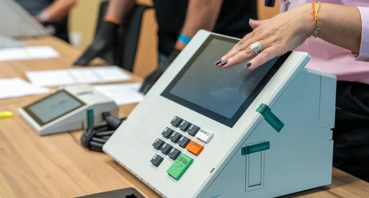 O patrimônio declarado de um candidato influencia seu voto? Participe