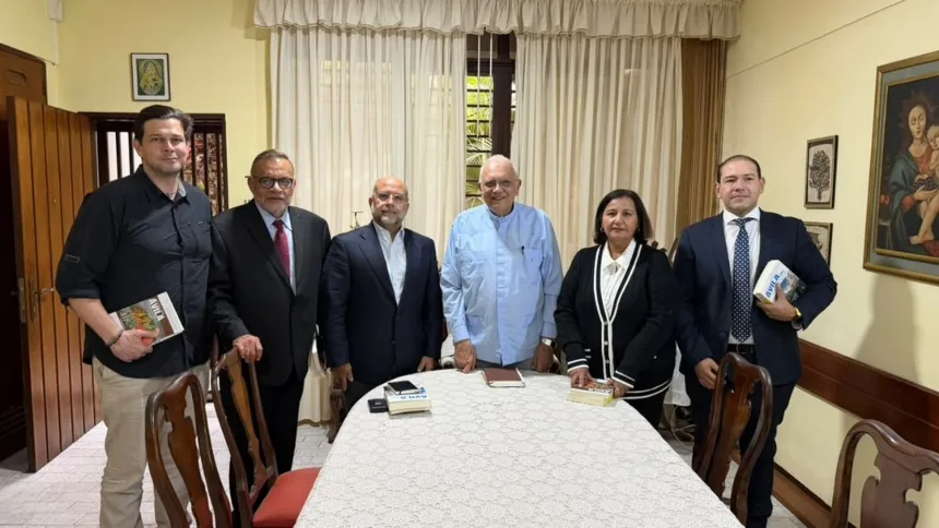 Cardenal Baltazar Porras expresó su ‘preocupación por el país’, dijo Dinorah Figuera tras reunión de AN 2015 con la autoridad eclesiástica