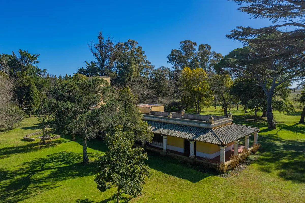 Una estancia de 1830 que fue de una de las familias más tradicionales de la Argentina está a la venta