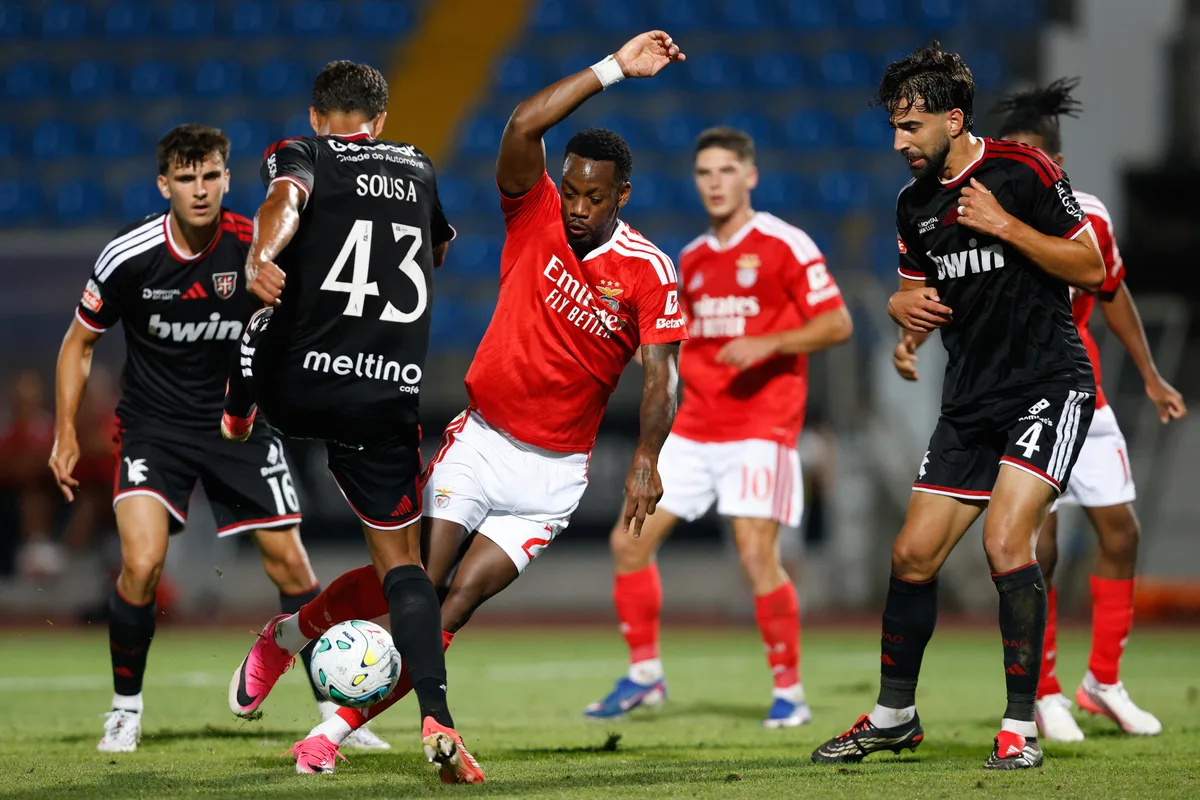 Así calificó la prensa portuguesa a Jhon Jáder Durán tras su debut goleador con el Benfica: “No tardó en celebrar”