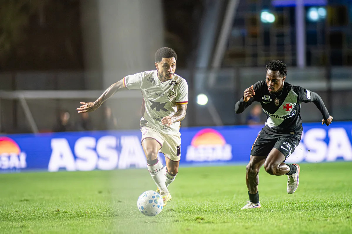Matheuzinho provoca torcida do Vasco: “No Barradão vocês estão f*"