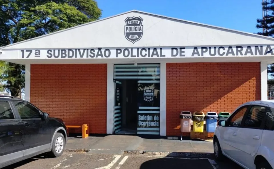 Briga de trisal acaba em agressão, jovem de 20 anos fica ferida e companheira vai presa por violência doméstica