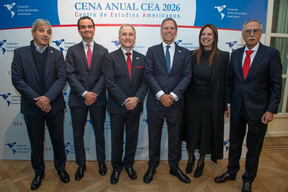 En 58 fotos: la cena anual CEA 2026 del Centro de Estudios Americanos
