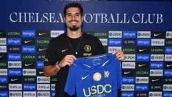 OFICIAL: Pedro Neto renova com o Chelsea até 2032