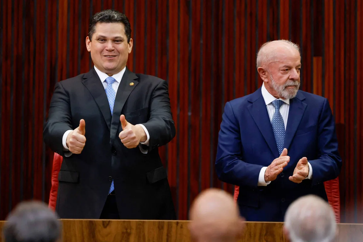Confraria de interesses se une a Lula