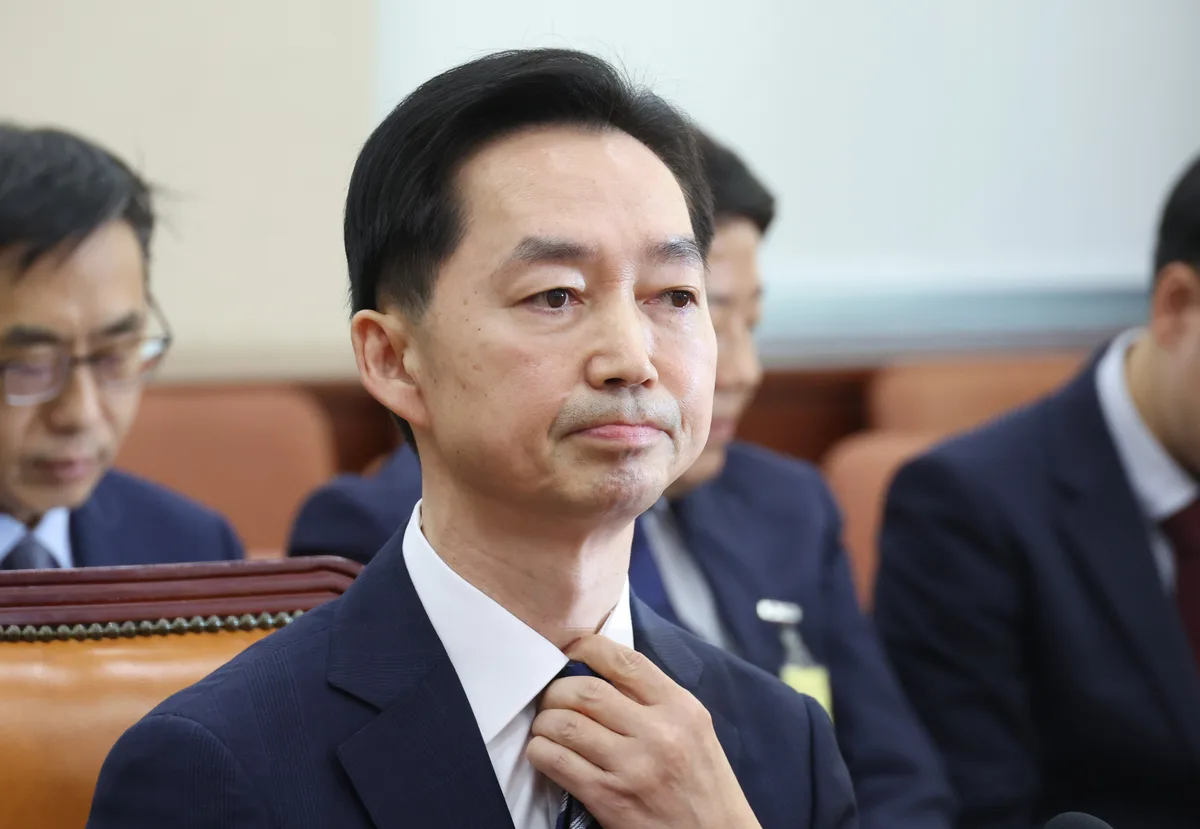 靑 “김지용 흠결 없다… ‘친윤’ 단정은 정치적 낙인”