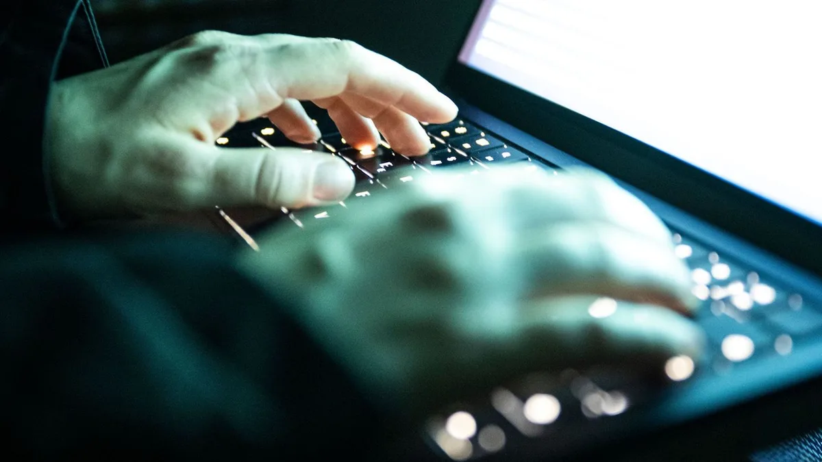 Cybersicherheit: Datenleck bei Autohaus-Software: Betrugsversuche befürchtet