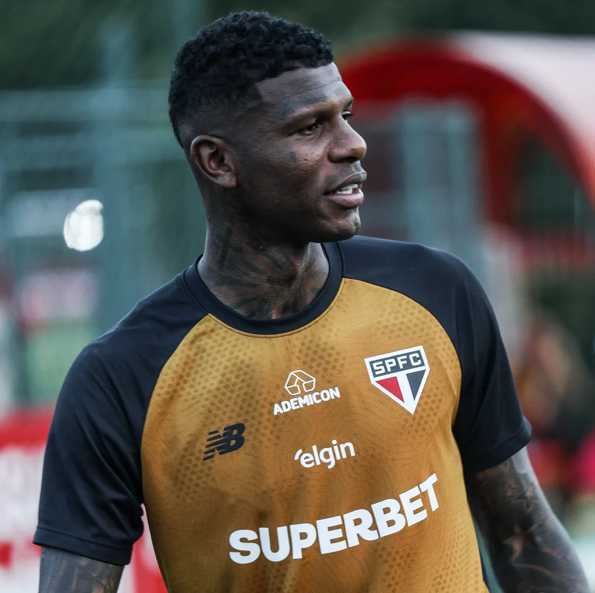 Escalação: Calleri é dúvida, e Arboleda reforça o São Paulo contra o RB Bragantino
