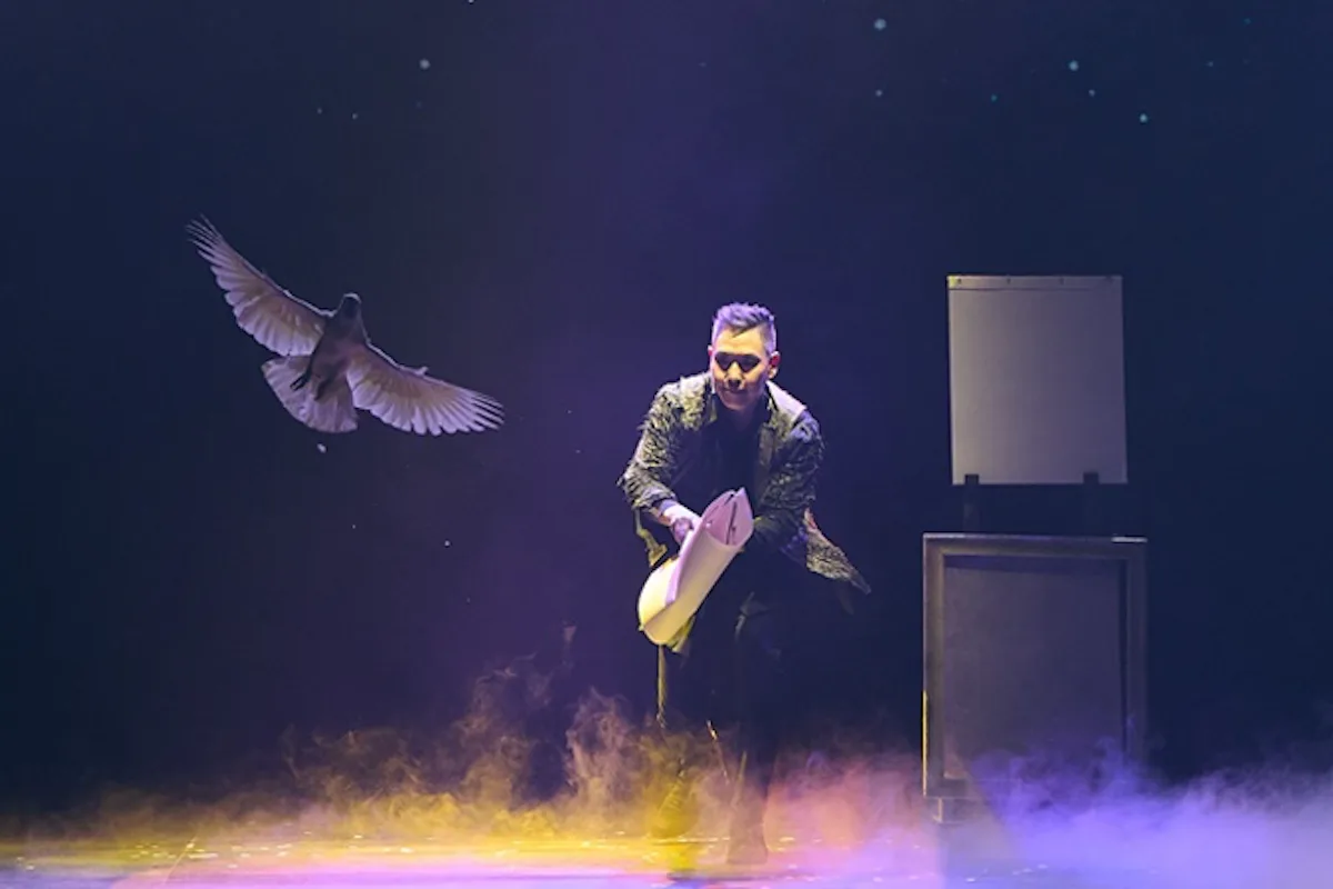 Illusionist Lee Eun Gyeol Showcases Fantastical Magic In 30th Anniversary Special Performance “ONE OF ONE”