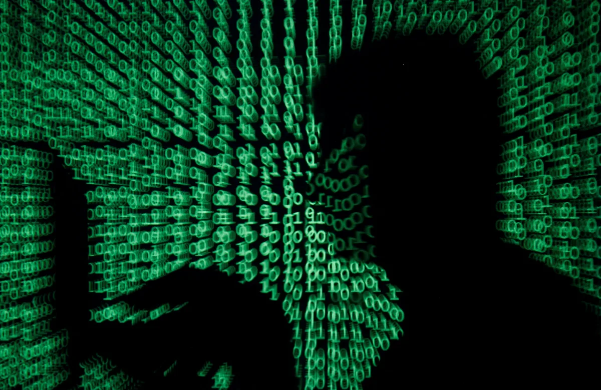 Espiar a una persona en el celular cuesta entre 50 y 4.000 dólares: así funciona el mercado negro de los datos