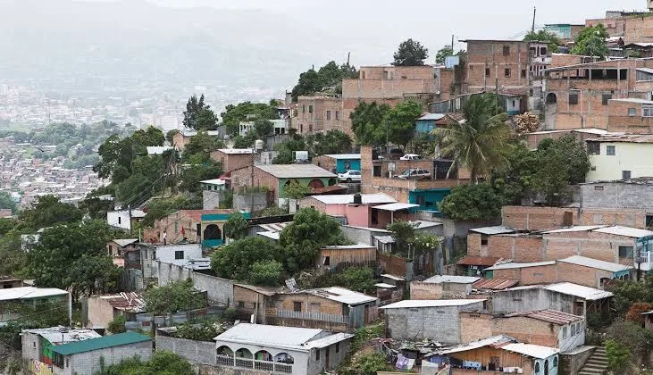 Honduras sube la presión contra el crimen organizado: preparan la declaratoria de “terroristas” para grupos criminales
