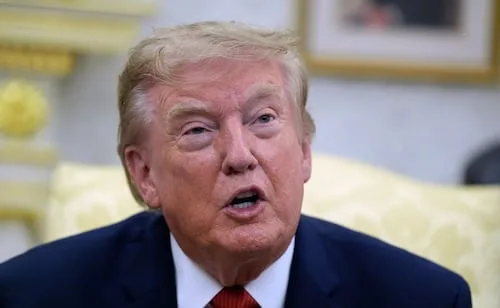 Trump anuncia un "Día D económico" contra Irán; amenaza con enormes consecuencias a países que den "salvavidas" a Teherán