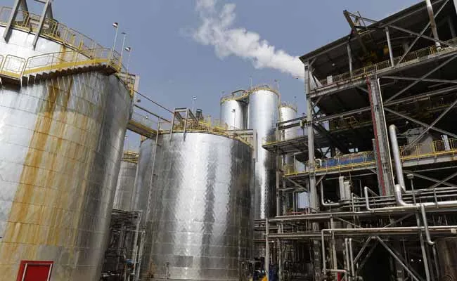 India Bars Sugar-Based Ethanol From 2026-27 Tender For Petrol Blend