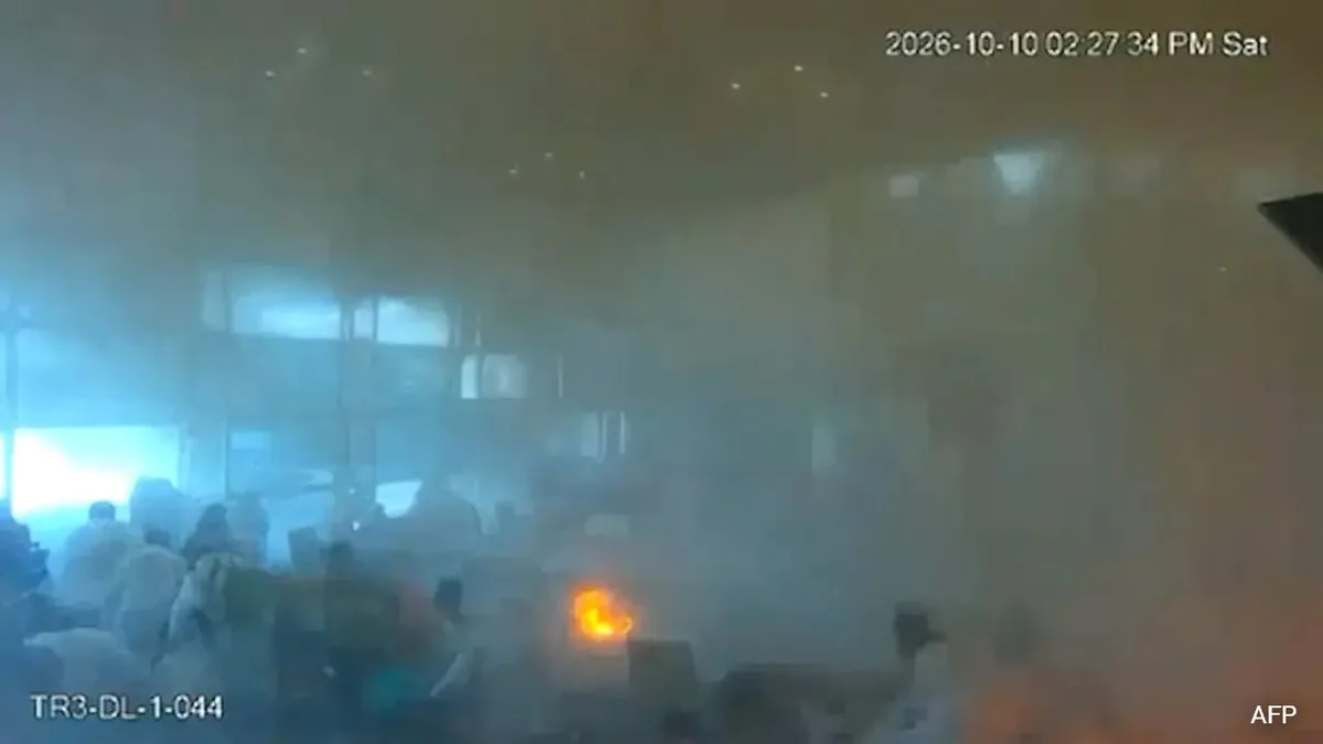 Iran-Backed Houthis Claim Attack Targeting Riyadh Airport With Missile