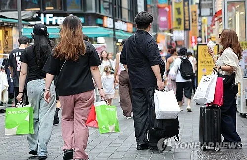 2분기 서울 6대 상권 공실률 개선…관광객 유입 급증 영향
