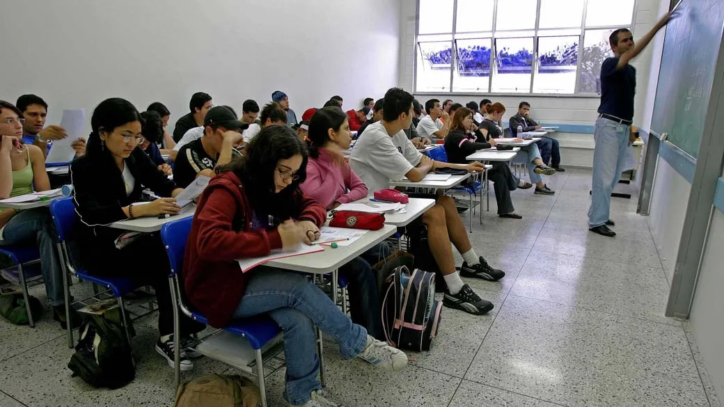 Afya e YDUQS anunciam fusão e criam gigante de R$ 9,4 bilhões em receita
