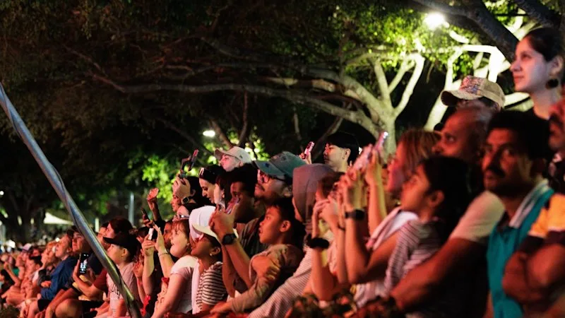 How to avoid road and bridge closures for Riverfire