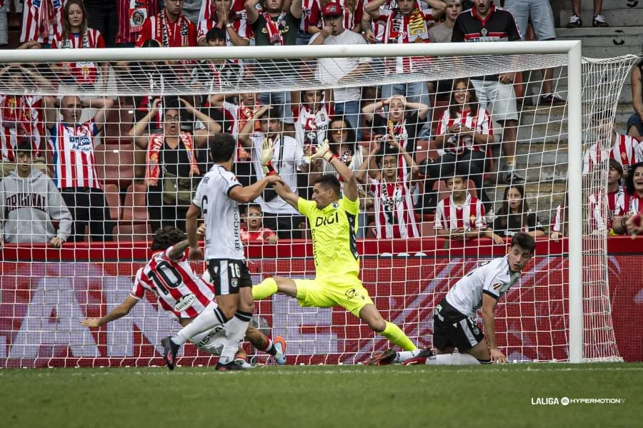 Sporting - Burgos, en directo: LaLiga Hypermotion, hoy en vivo