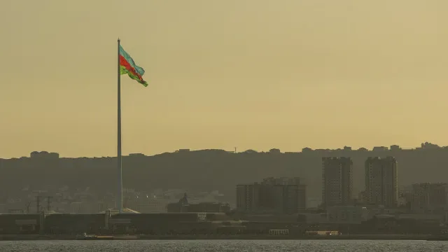 Azerbaijão: Explosão de munições leva à saída de 5.000 pessoas de aldeia