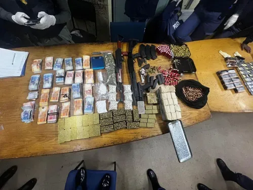 Durban man arrested after police seize five firearms, drugs and R200,000 cash