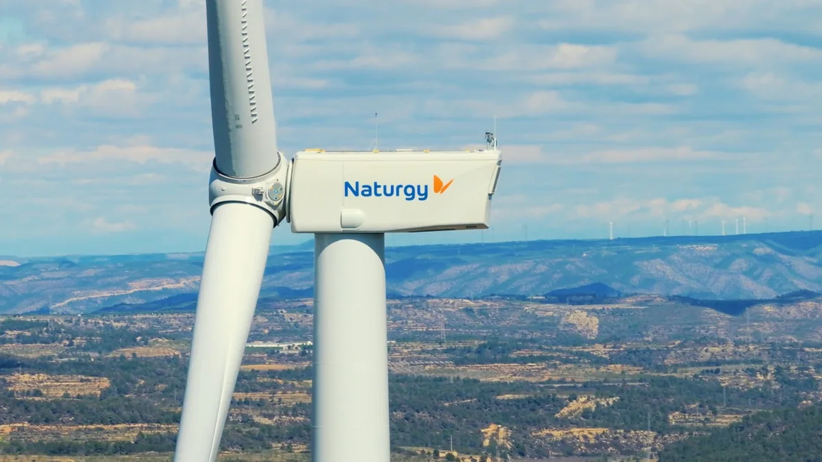 Naturgy transformará seis parques eólicos para reducir el número de molinos de 207 a 40